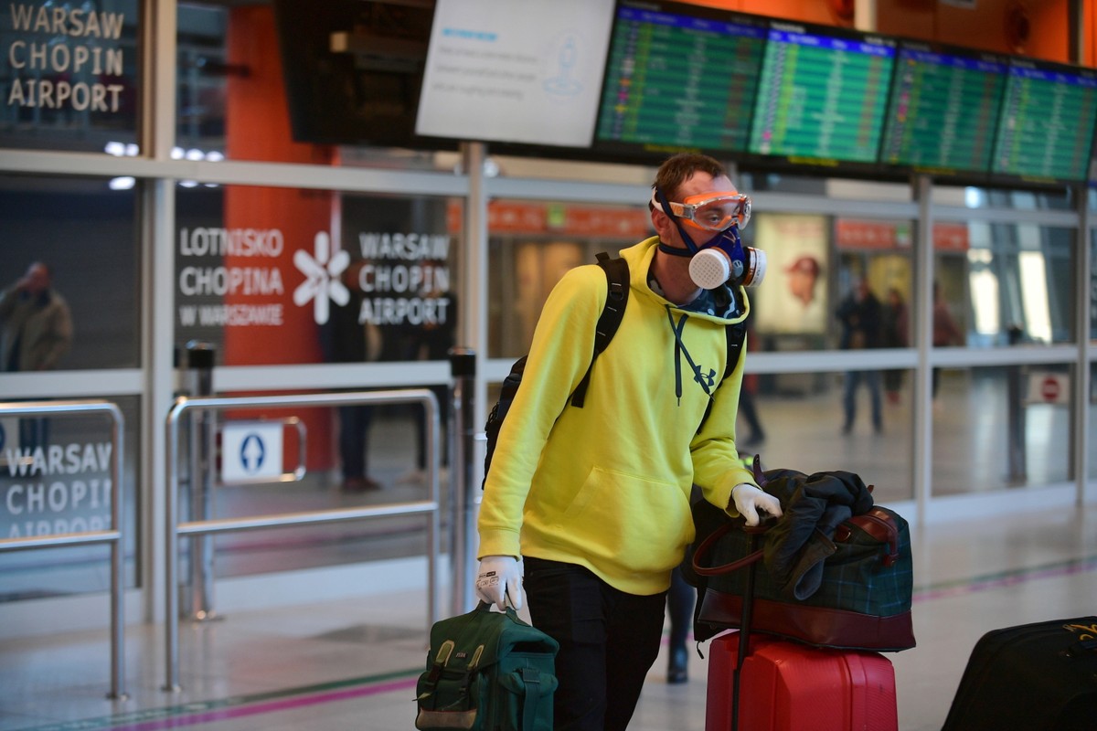 Podróżni narzekają jednak, że PKP Intercity nie chce automatycznie zwracać 100 proc. należności za niewykorzystane bilety.
