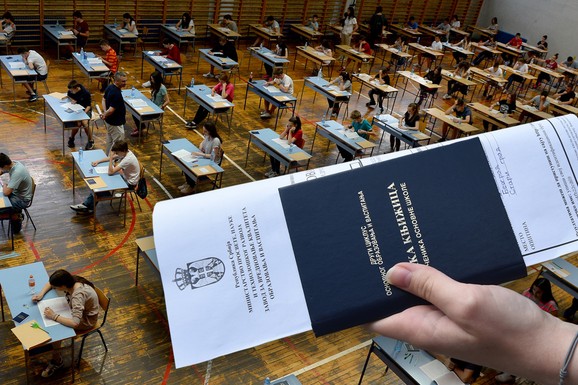 U ovim gradovima u Srbiji osmaci masovno biraju srednje stručne škole - posao odmah, a PLATA OD 1.500 do 3.000 EVRA! A ko želi, može i na fakultet