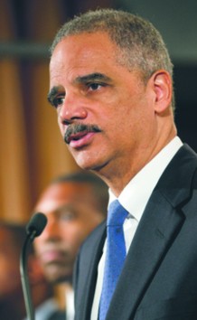 Prokurator generalny USA Eric Holder jest za reformą bloomberg