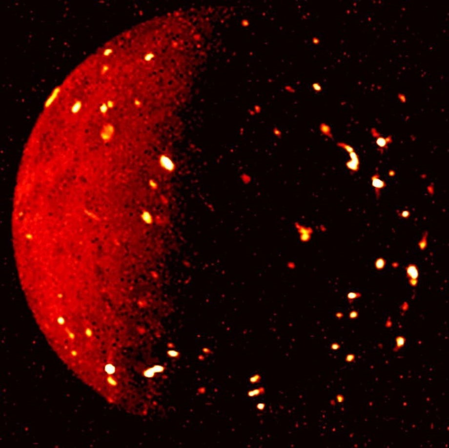 Zdjęcie Io w podczerwieni.