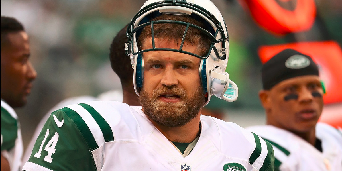 Brandon Marshall passionately defended Ryan Fitzpatrick after the quarterback's past 2 brutal games