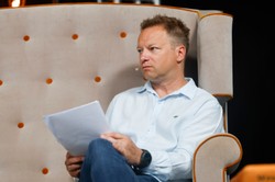 Maciej Stuhr odcina się od polityki. "Czy to naprawdę warte nerwów?"