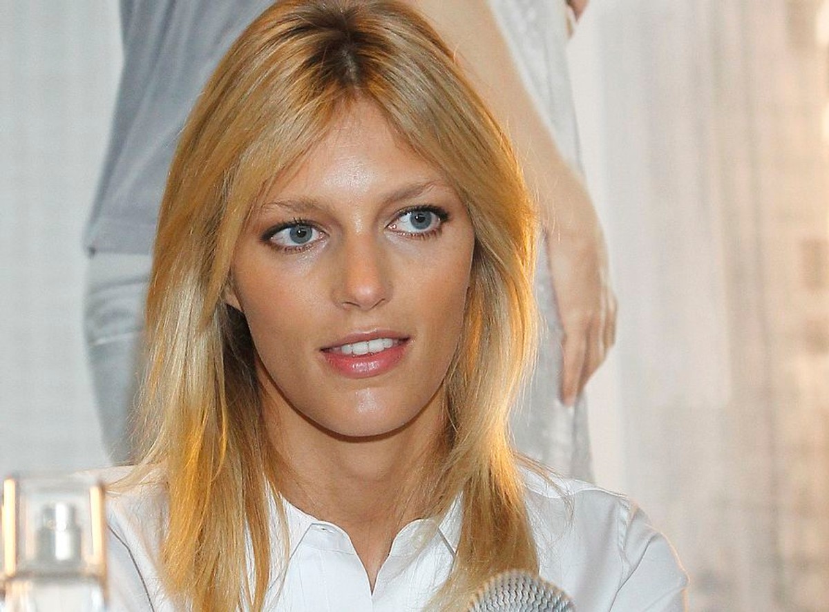 Anja Rubik: miejsce dzieci jest w piaskownicy