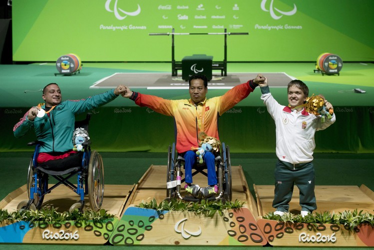 Bez rąk i nóg też można zdobywać olimpijskie medale. Herosi wlaczą w Rio de Janeiro