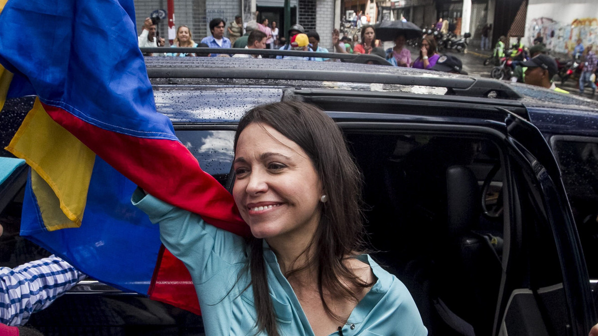 Przywódczyni wenezuelskiej opozycji Maria Corina Machado została dzisiaj oskarżona o udział w spisku na życie prezydenta Nicolasa Maduro - poinformowała prokuratura. Machado odkreśliła decyzję sądu jako prześladowanie polityczne i próbę uciszenia opozycji.