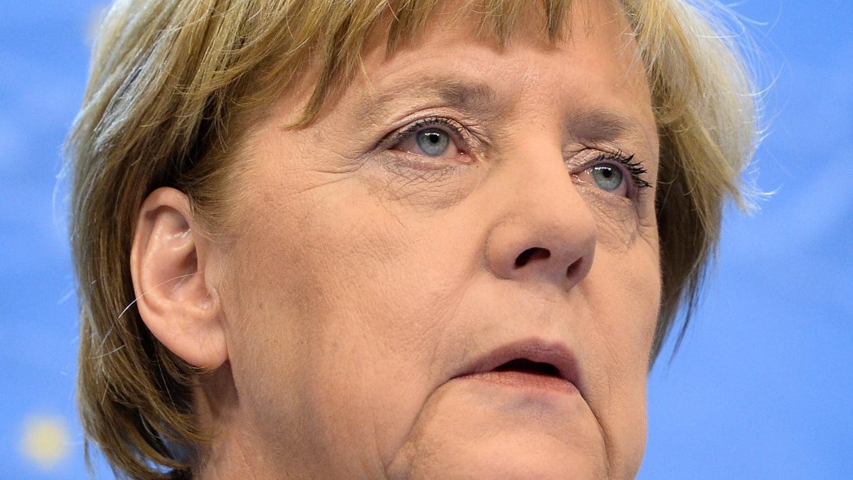 Niemiecki rząd zwiększy znacznie fundusze na pomoc dla uchodźców. Od przyszłego roku kraje związkowe (landy) otrzymają z budżetu centralnego miesięcznie 670 euro na każdego imigranta - poinformowała kanclerz Angela Merkel.
