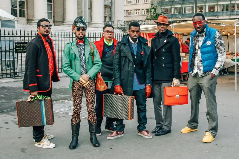 Kanye West, Virgil Abloh i przyjaciele przed pokazem Comme des Garçons na Paris Fashion Week 2009