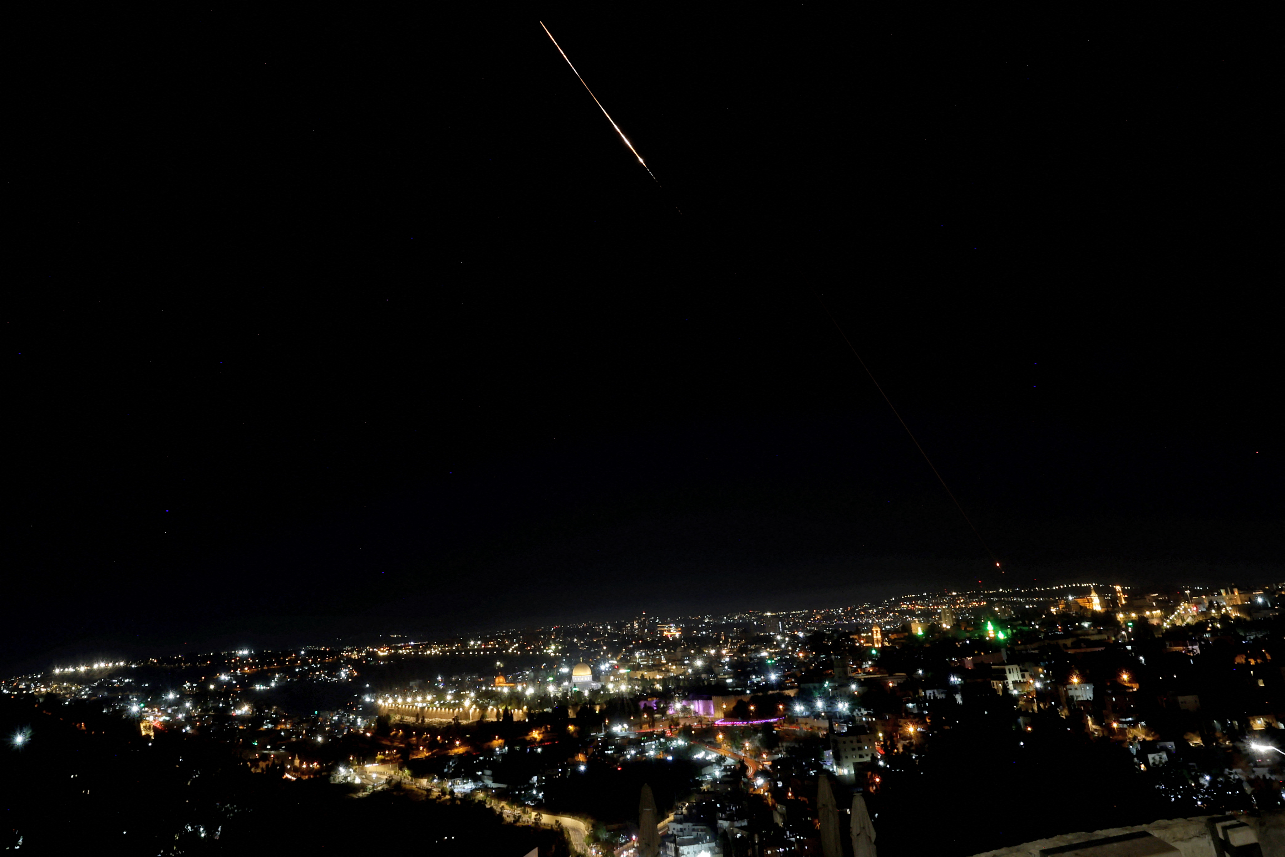 Israele intercetta missile Yemen: difese aeree efficaci