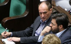 Kukiz ostro: Prezes PiS udał się do 'Gazety Polskiej' po medale i przesunął obrady. Skandal! Boleszewickie metody