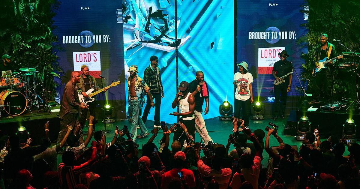 Premium Spirit Meets Premium Performance: Lord's Dry Gin elevates music - Vimarsana News