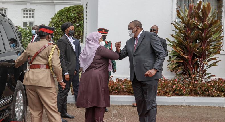 President Uhuru Kenyatta receives his Tanzanian counterpart Samira Suluhu