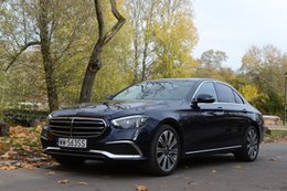 Mercedes E 300e – raczej osiągi, a nie oszczędność