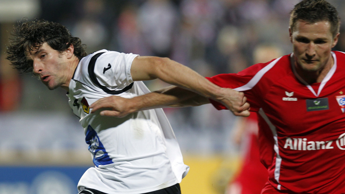 Górnik Zabrze przegrał przed własną publicznością 0:1 (0:0) z Jagiellonią Białystok w spotkaniu 8. kolejki Ekstraklasy piłkarskiej. Dzięki temu zwycięstwu drużyna Michała Probierza umocniła się na pozycji lidera tabeli.