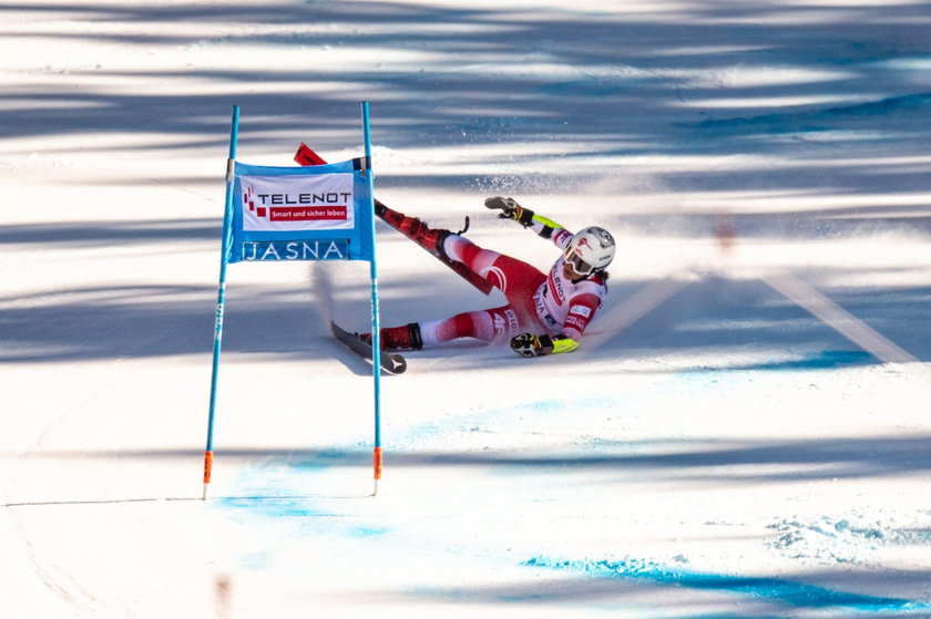 Maryna Gąsienica-Daniel miała upadek podczas drugiego przejazdu slalomu giganta w Jasnej