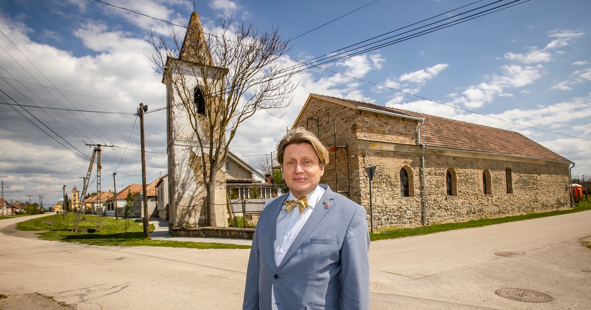 Skóciában vett egy templomot Varnus Xavér: a kertjében nyugszik a Titanic egyik áldozata