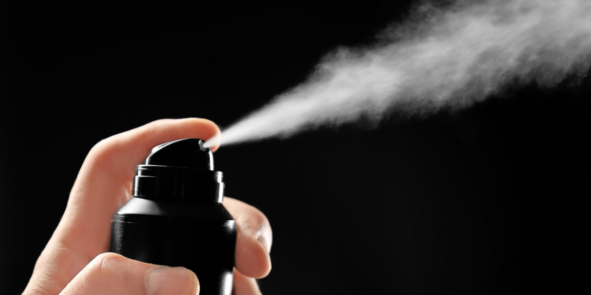 Freony, powszechne m.in. w dezodorantach w sprayu, niszczą ozon