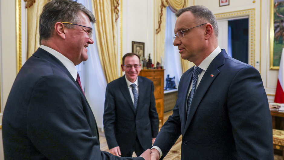 Prezydent Andrzej Duda, były szef MSWiA Mariusz Kamiński i jego zastępca Maciej Wąsik