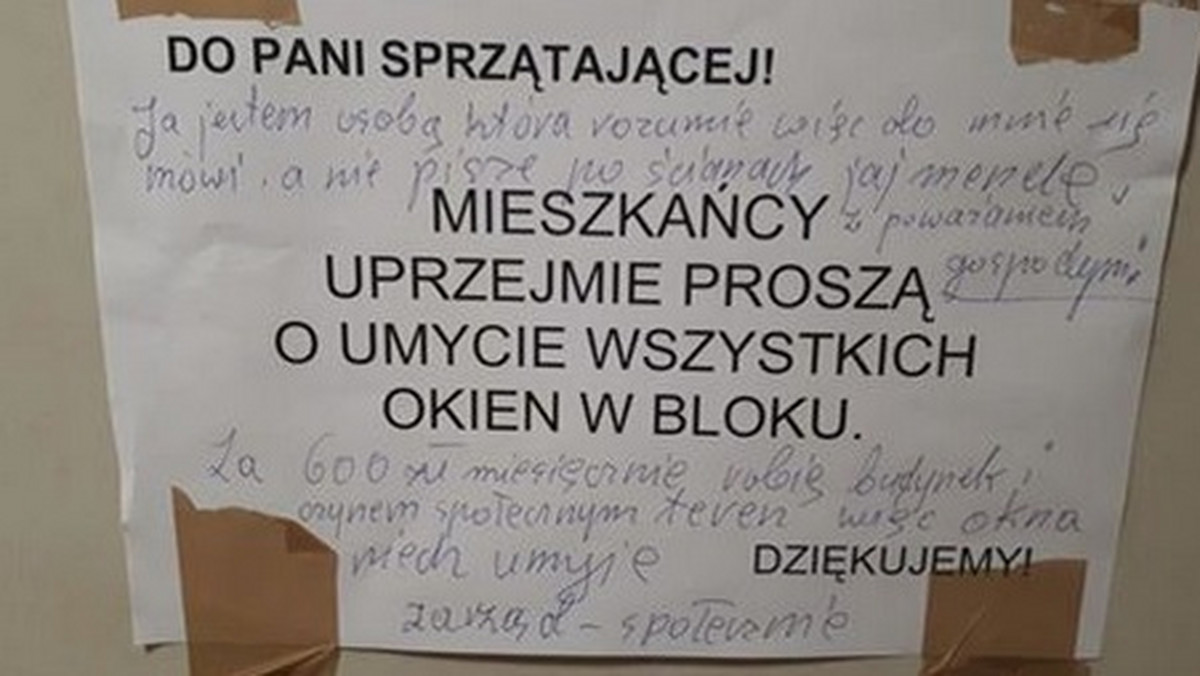 Kilka dni temu w jednym z bloków na warszawskim Mokotowie pojawiło się ogłoszenie skierowanie do pani gospodyni, w którym lokatorzy poprosili o umycie wszystkich okien. Niedługo potem pojawiła się odpowiedź, która bardzo szybko obiegła media społecznościowe. Dziennikarz "Dzień dobry TVN", Filip Chajzer, postanowił pomóc gospodyni bloku i w czynie społecznym sam umył okna.