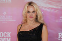 Pamela Anderson na gali w Paryżu