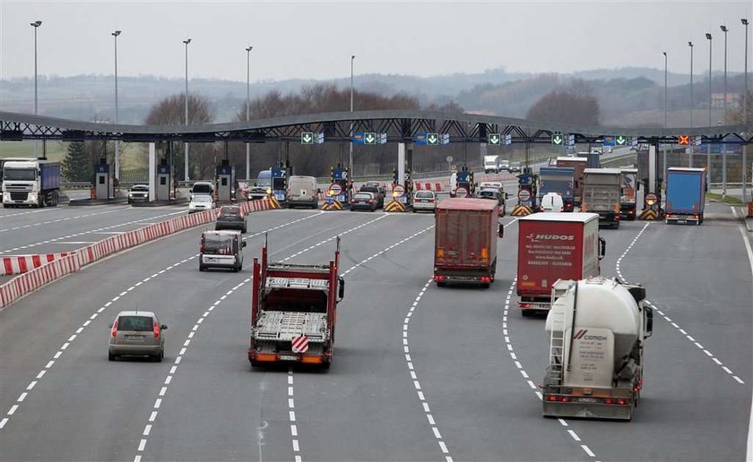 Skandal! Omijasz autostradę, też zapłacisz!