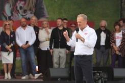 Marsz Miliona Serc. Politolog o Donaldzie Tusku: Musiał szukać pomostów