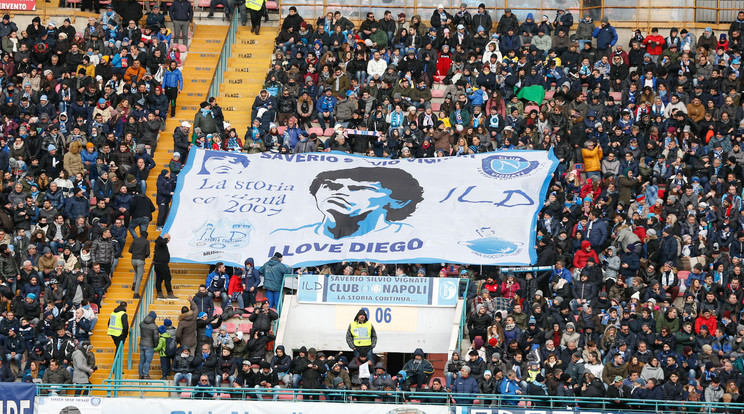A Napoli szurkolói mindenben támogatják a csapatot /Fotó: AFP