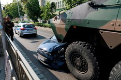 Rosomak zmiażdżył Fiestę. Oto winny kraksy we Wrocławiu