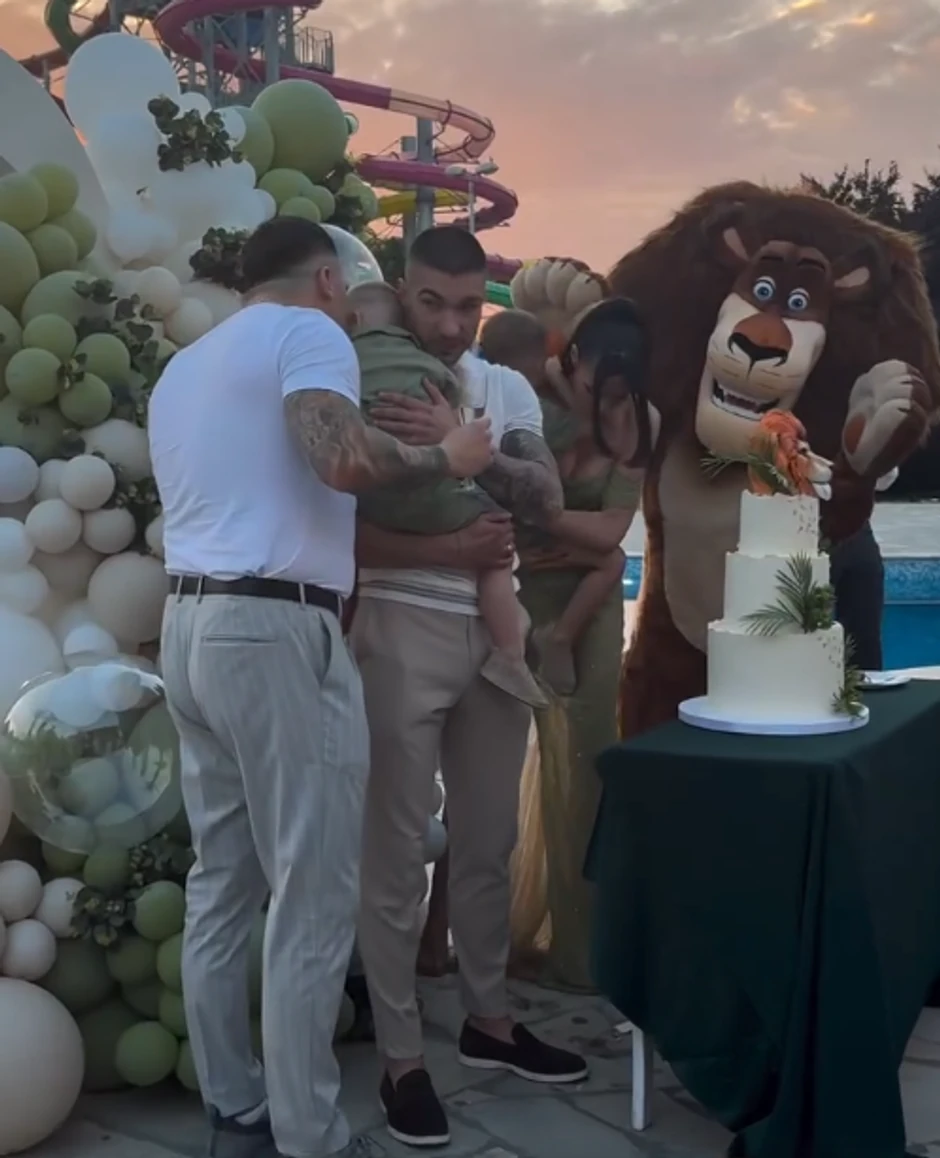 Slavlje posle krštenja Vukana Šijana