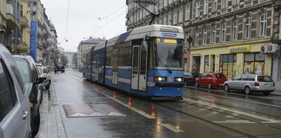 „Niebezpieczne” progi na Jedności Narodowej