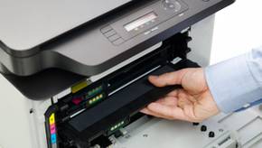 Beliebte All-In-One-Color-Laserdrucker im Vergleich: Farbig drucken ohne Tinte