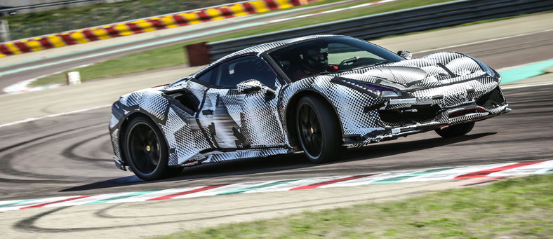 Ferrari 488 Pista - przekracza granice percepcji