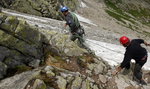 Akcja ratunkowa w Tatrach. Turysta spadł ze szlaku na Rysy