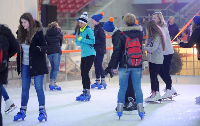 Anna Lewandowska poprowadziła lekcję WF na Stadionie Narodowym