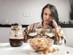 Dieta a zmęczenie:  Produkty, które warto wyeliminować z menu, by cały dzień mieć energię