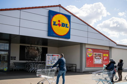 Wiadomo już, kto stoi za tajemniczymi plakatami dot. sklepów Lidl Polska