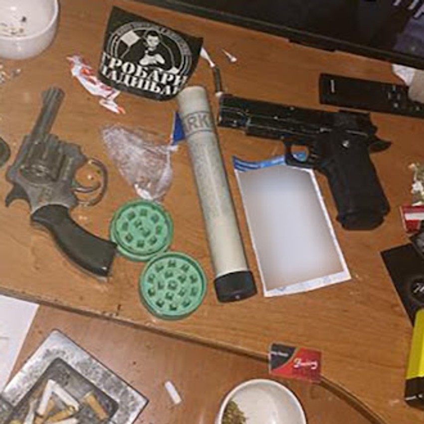 Pucnjava, Višnjička banja, zaplenjeno oružje