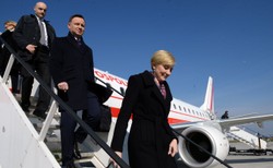 "Newsweek": Weekendowe loty do Krakowa prezydenta Dudy. 23 podróże za ponad 700 tys. zł