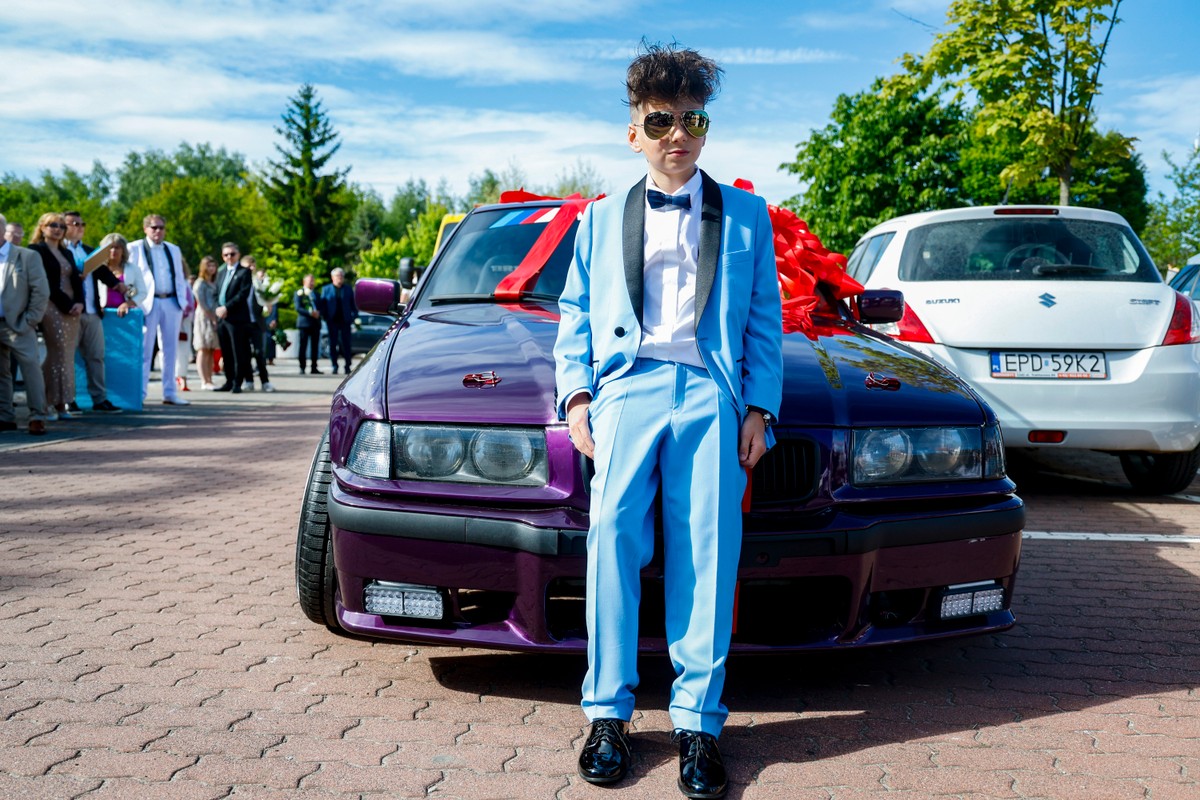 Krzysztof Rutkowski junior dostał z okazji pierwszej komunii świętej samochód. Ile kosztuje to auto?