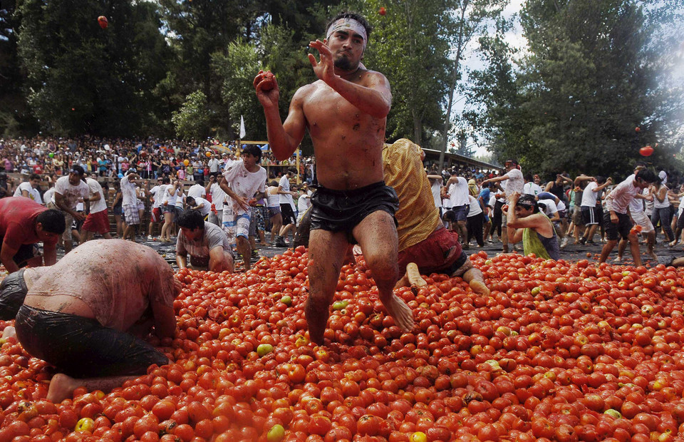 Walka na pomidory na festiwalu w Chile