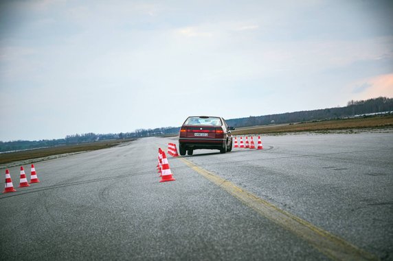 Porównanie limuzyn z przełomu lat 80. i 90.