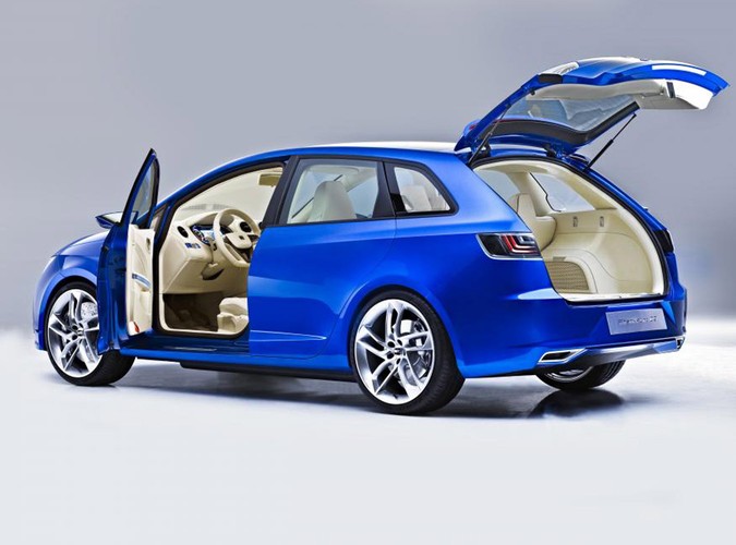 Autorem zamaszystych linii i smaczków jest Luc Donckerwolke, czyli człowiek który narysował obecną generację ibizy