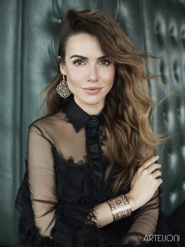 Marta Żmuda-Trzebiatowska w sesji Artelioni