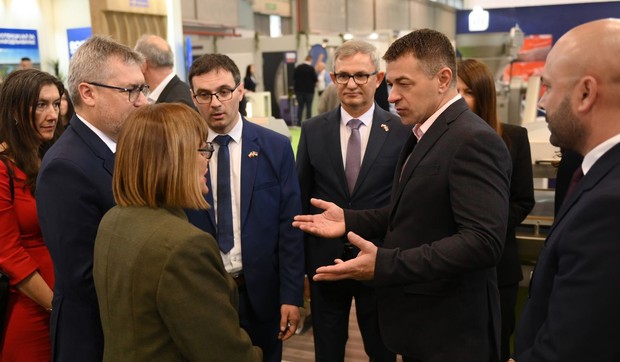 Branislav Trifunović, predsednik IO Kompanije Dunav osiguranje informisao goste o rezultatima poslovanja