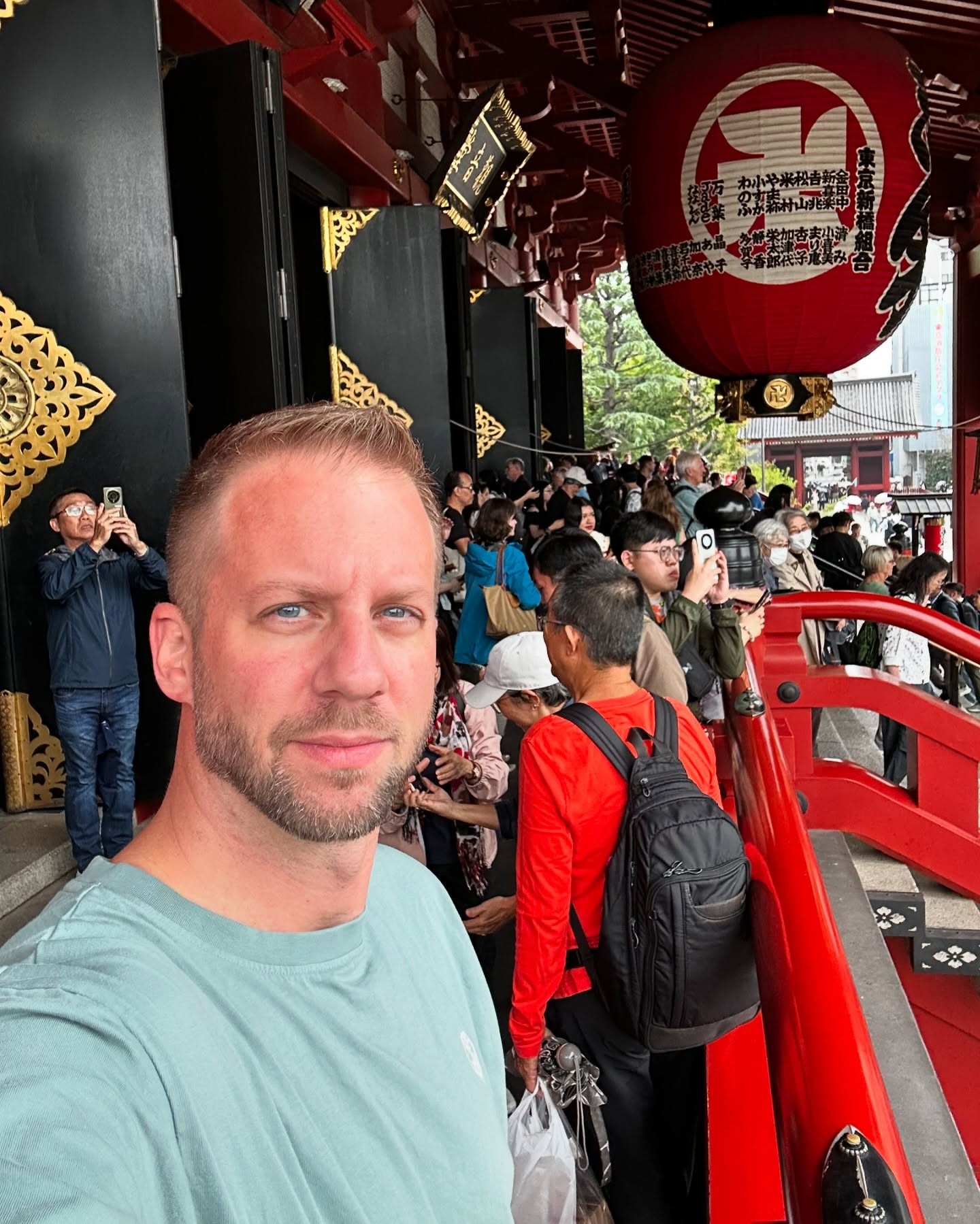 Moderátor Matúš Krnčok.