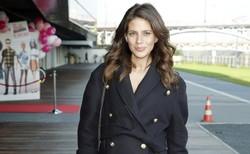 "9 dni szczęścia". Weronika Rosati na pierwszym spacerze z córką