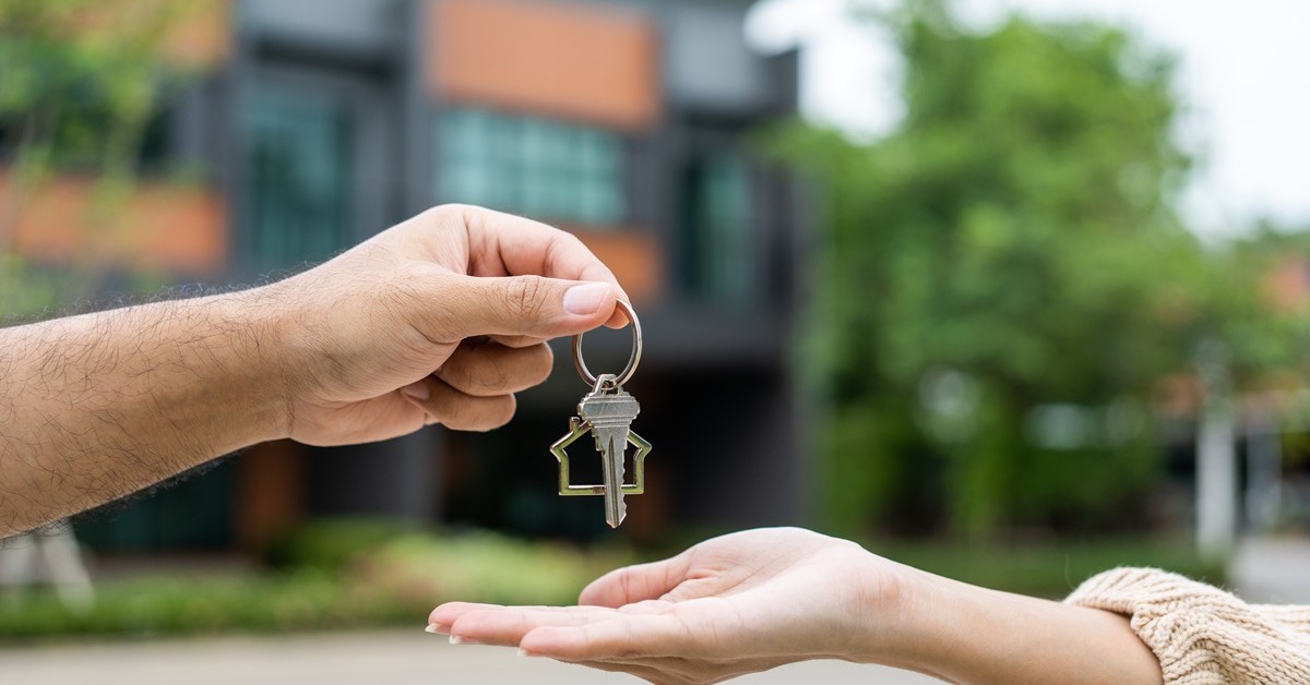 Portal DOM: nowe plany resorty rozwoju dotyczące cen mieszkań i rankingu deweloperów wywołują dyskusje