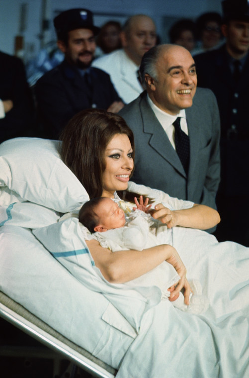 Carlo Ponti, Sophia Loren y su primer hijo