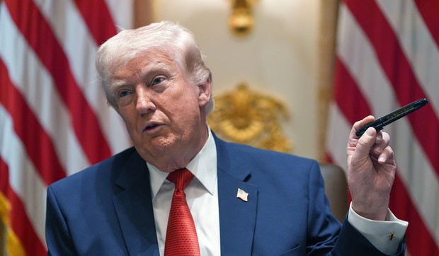 Donald Tramp na sastanku kabineta u Beloj kući