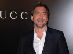 Javier Bardem nie patrzy na nos