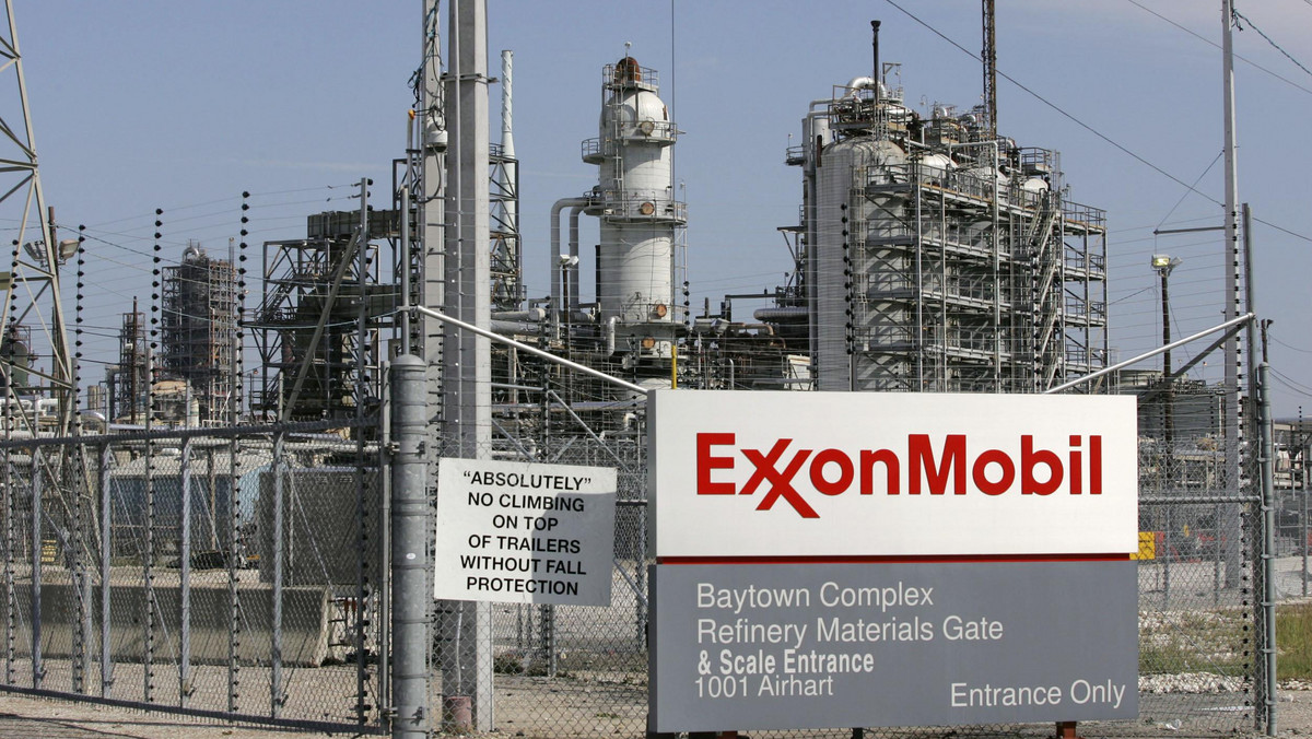 Rząd Iraku zagroził w zerwaniem znacznego kontraktu ze spółką Exxon Mobil po tym, gdy ten amerykański gigant naftowy podpisał umowę w sprawie eksploatacji złóż ropy w dysponującym znaczną autonomią irackim Kurdystanie.